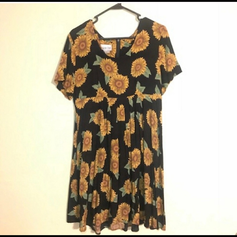 Vintage sunflower dress🌻